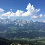 Gastehaus Huber Homestay Schladming