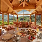 Δωμάτια σε οικογενειακή κατοικία Gaestehaus Huber Fruehstueckspension Schladming