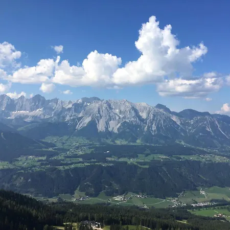 Gaestehaus Huber Fruehstueckspension Rum i privatbostad Schladming