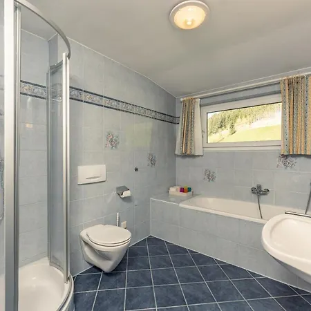 Gaestehaus Huber Fruehstueckspension Homestay szállás