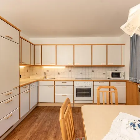 Gaestehaus Huber Fruehstueckspension Rum i privatbostad *
