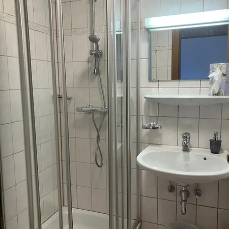 Gaestehaus Huber Fruehstueckspension Rum i privatbostad *