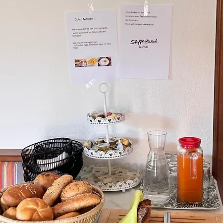 Rum i privatbostad Gaestehaus Huber Fruehstueckspension